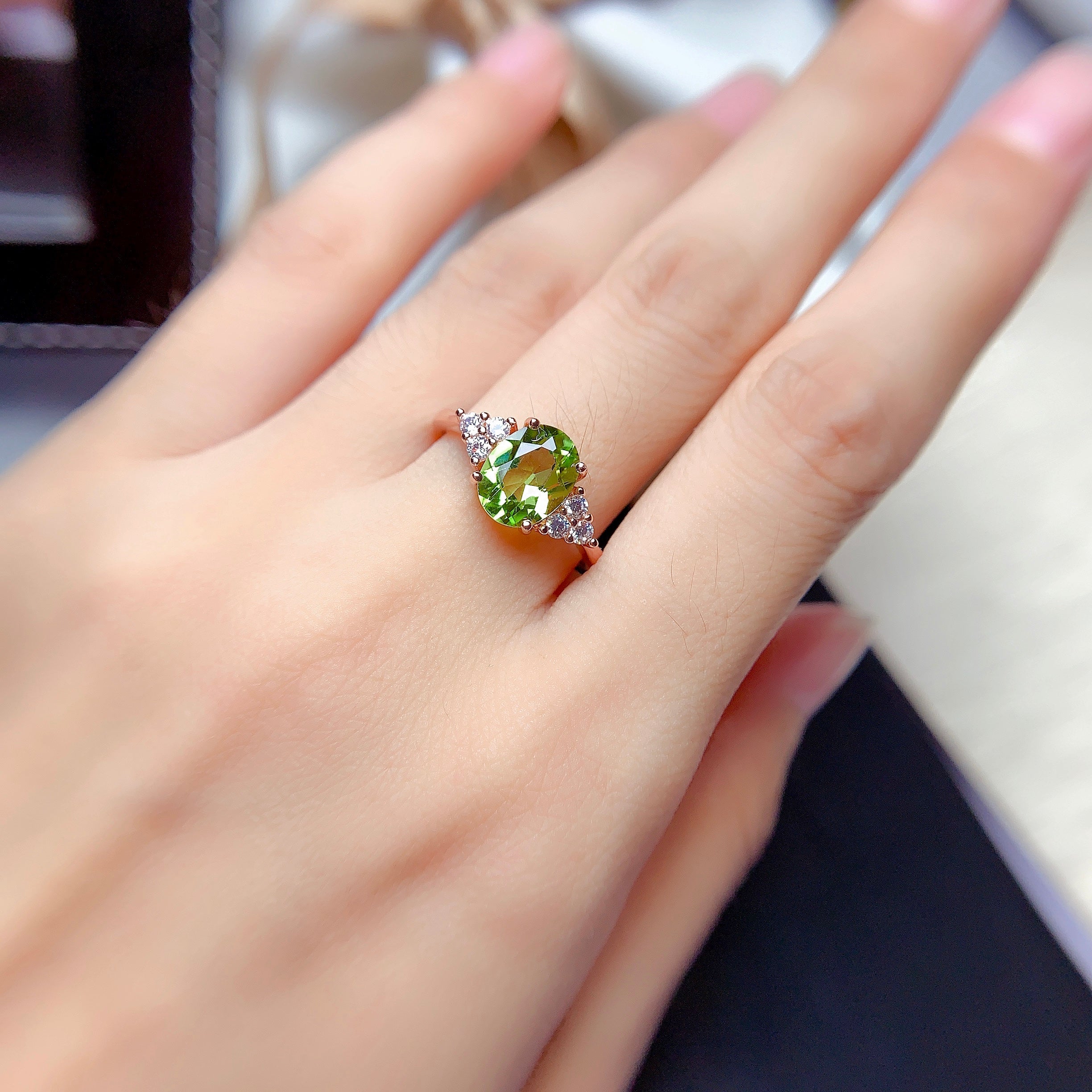 Women stylish crystal ring jewelry